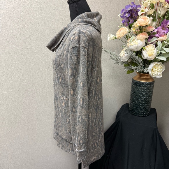 Forgotten Grace XL Gray Cowl Neck Pullover Sweater - Picture 2 of 7